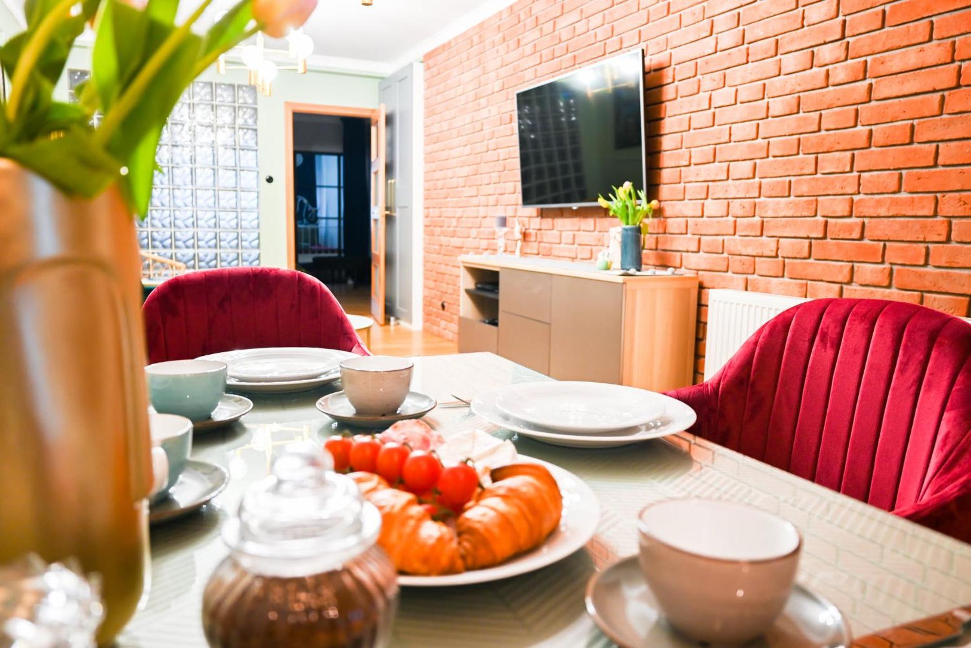 Apartament Przy Glownym Rynku Косцежина Екстериор снимка